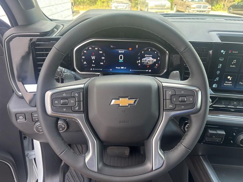 Chevrolet Silverado 1500 LT Crew Cab 4WD 2026