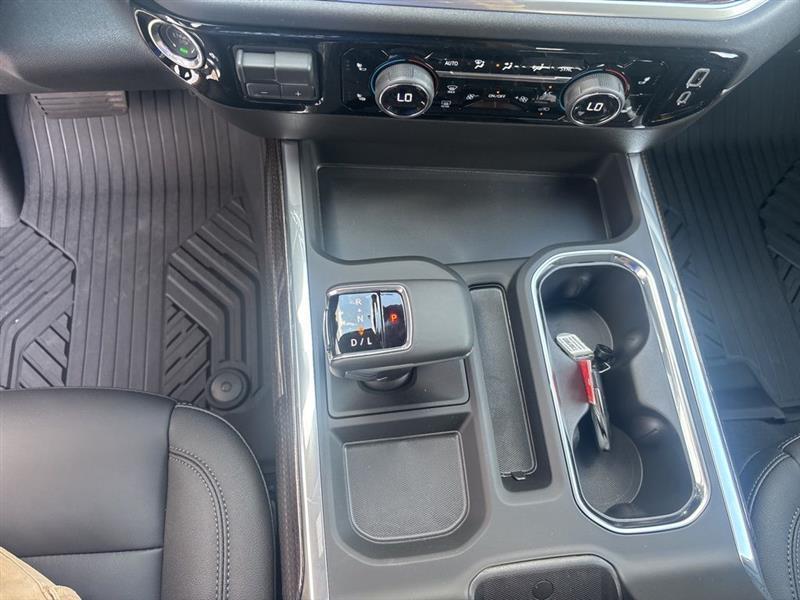 Chevrolet Silverado 1500 LT Crew Cab 4WD 2026