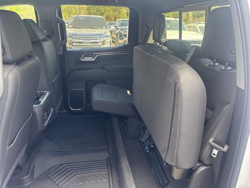 Chevrolet Silverado 1500 LT Crew Cab 4WD 2026