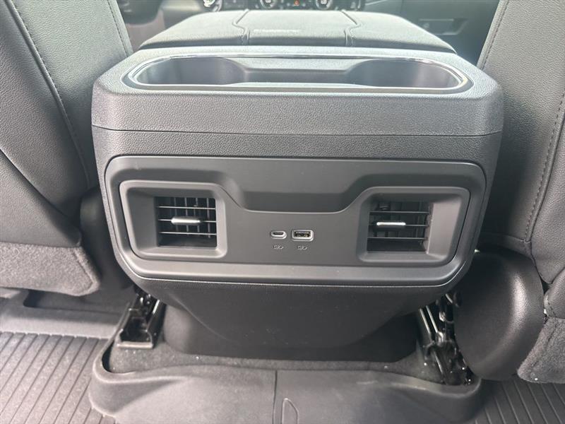 Chevrolet Silverado 1500 LT Crew Cab 4WD 2026