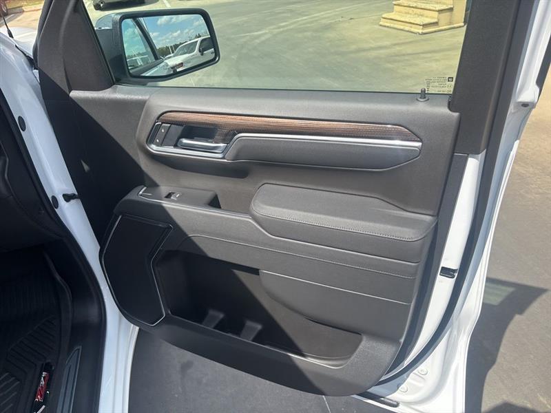 Chevrolet Silverado 1500 LT Crew Cab 4WD 2026