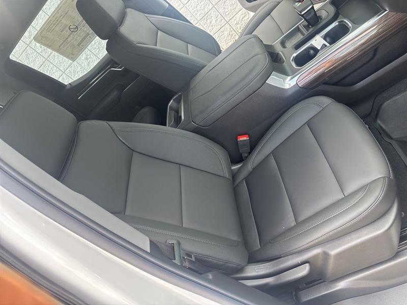 Chevrolet Silverado 1500 LT Crew Cab 4WD 2026