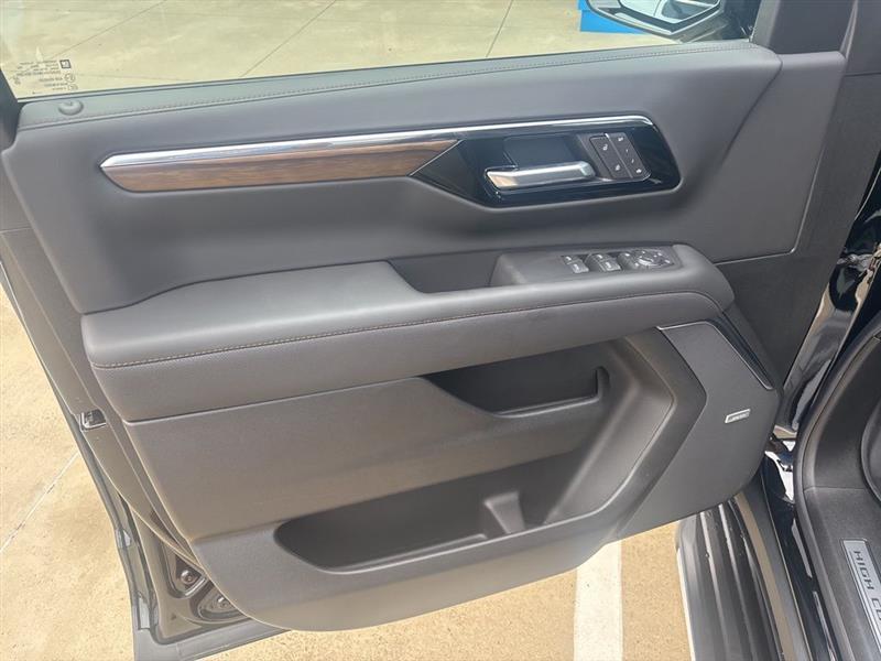 Chevrolet Tahoe High Country 4WD 2026