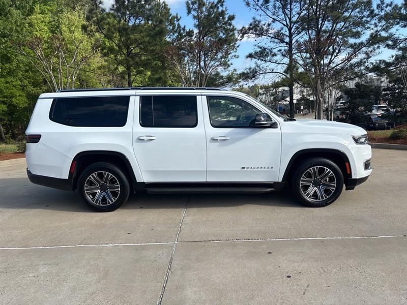 Jeep Wagoneer Series II 2024