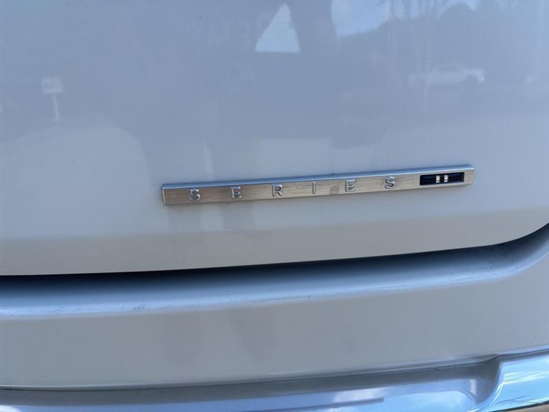 Jeep Wagoneer Series II 2024