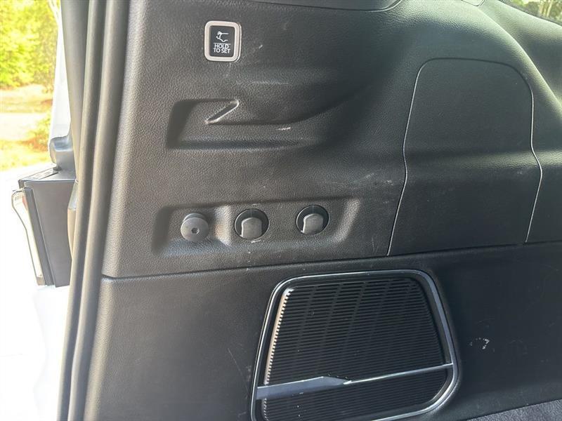 Jeep Wagoneer Series II 2024