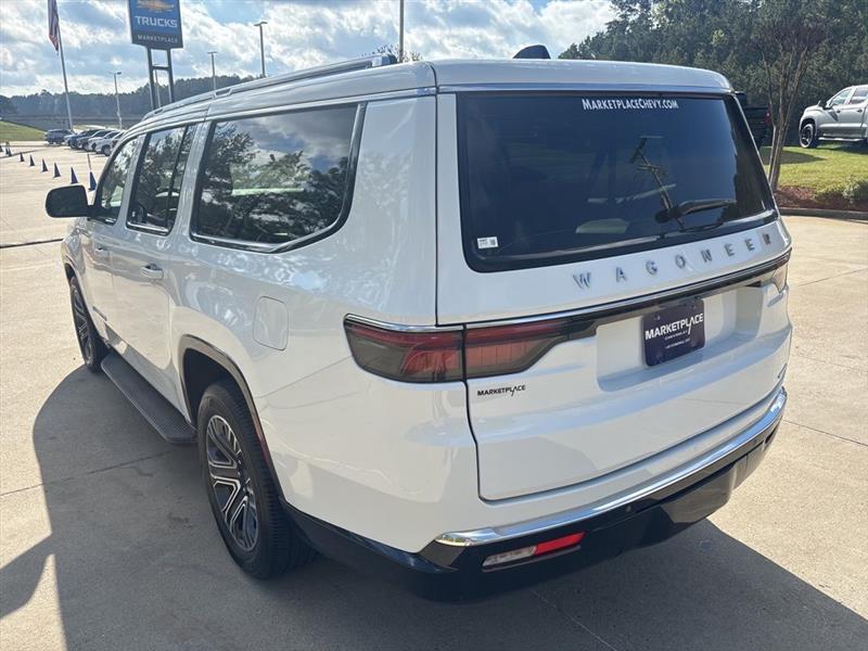 Jeep Wagoneer Series II 2024