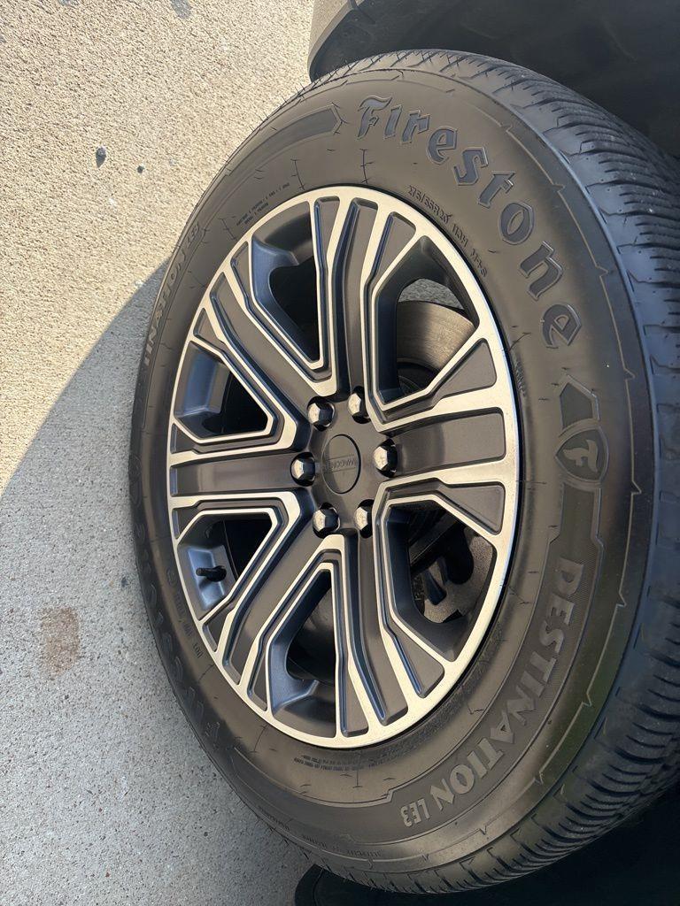 Jeep Wagoneer Series II 2024