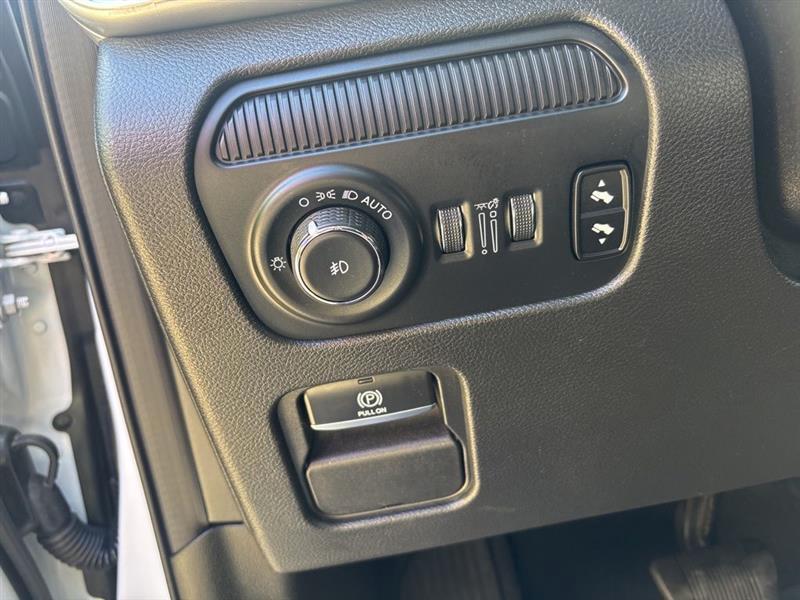 Jeep Wagoneer Series II 2024