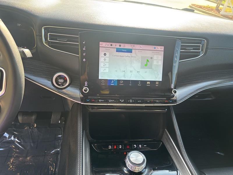 Jeep Wagoneer Series II 2024