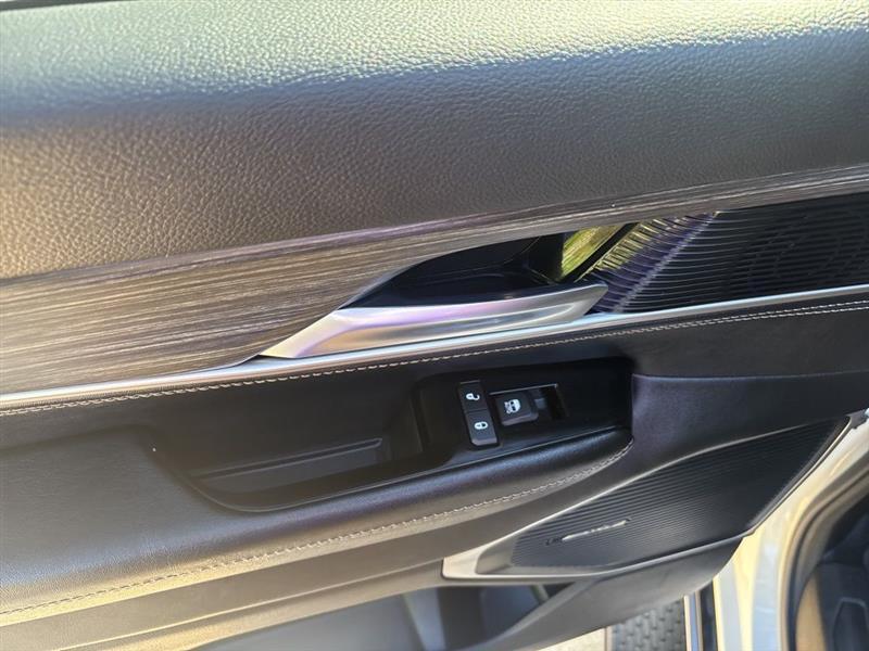 Jeep Wagoneer Series II 2024