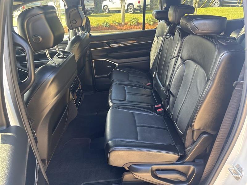 Jeep Wagoneer Series II 2024