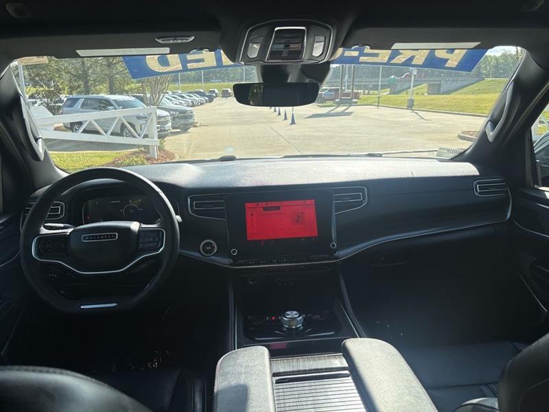 Jeep Wagoneer Series II 2024