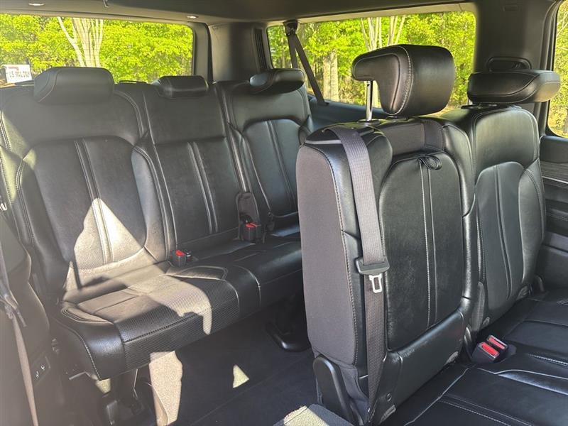 Jeep Wagoneer Series II 2024