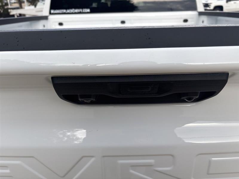 Chevrolet Silverado 1500 LT Crew Cab 4WD 2026