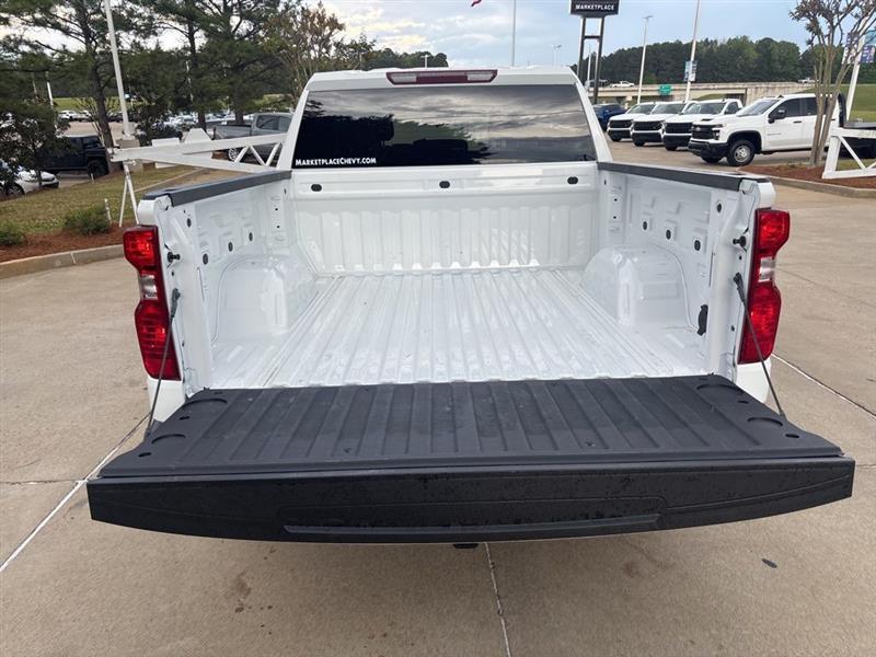 Chevrolet Silverado 1500 LT Crew Cab 4WD 2026