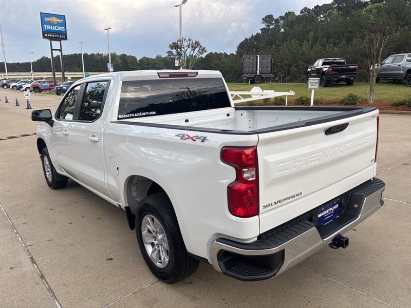 Chevrolet Silverado 1500 LT Crew Cab 4WD 2026