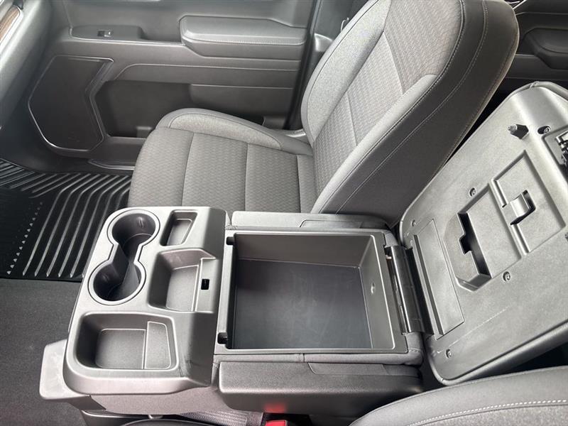 Chevrolet Silverado 1500 LT Crew Cab 4WD 2026