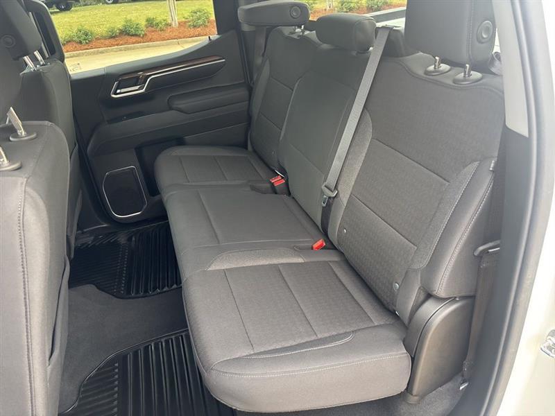 Chevrolet Silverado 1500 LT Crew Cab 4WD 2026