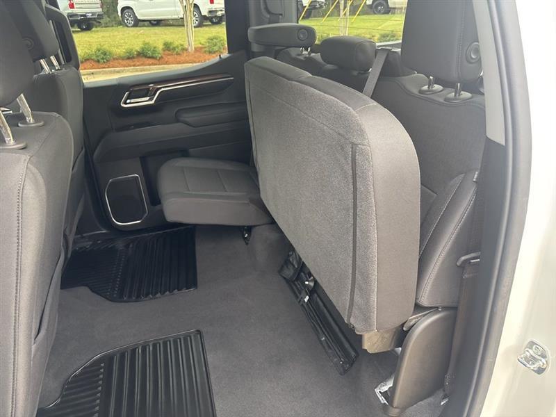 Chevrolet Silverado 1500 LT Crew Cab 4WD 2026