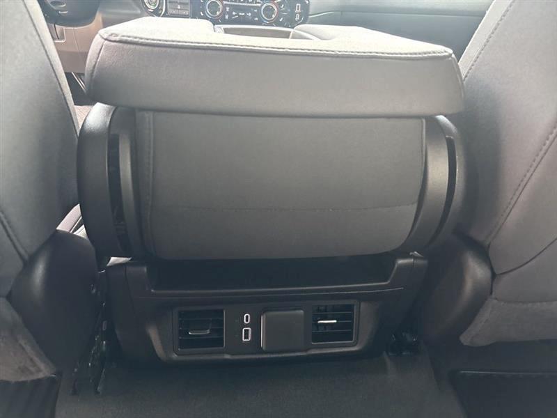 Chevrolet Silverado 1500 LT Crew Cab 4WD 2026