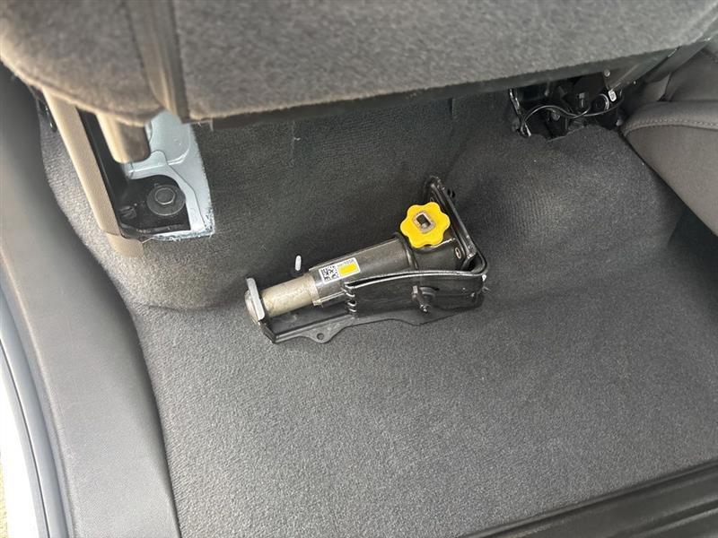 Chevrolet Silverado 1500 LT Crew Cab 4WD 2026