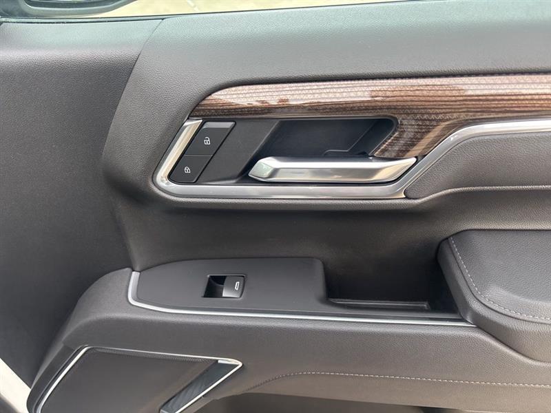 Chevrolet Silverado 1500 LT Crew Cab 4WD 2026