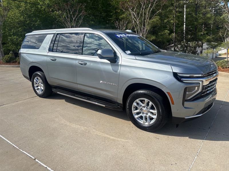 Chevrolet Suburban LT 4WD 2025