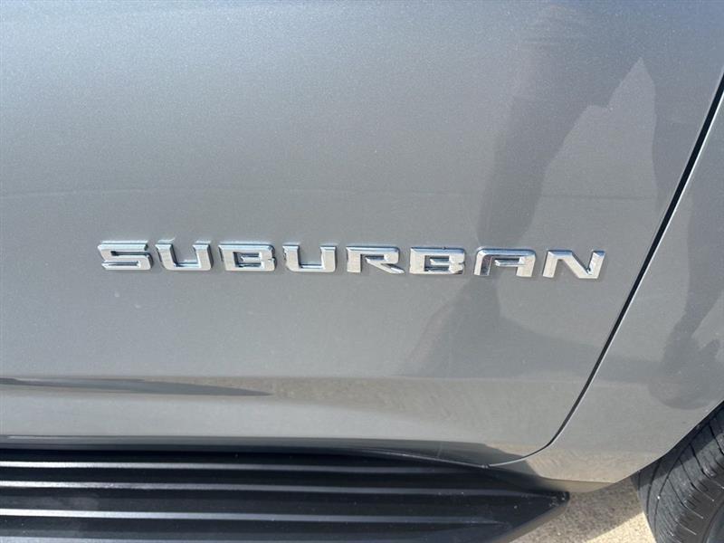 Chevrolet Suburban LT 4WD 2025