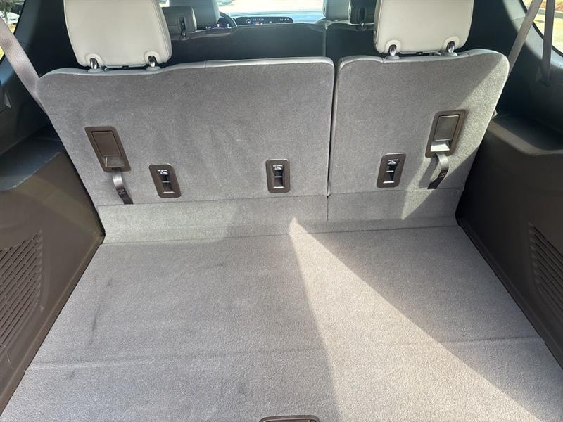 Chevrolet Suburban LT 4WD 2025