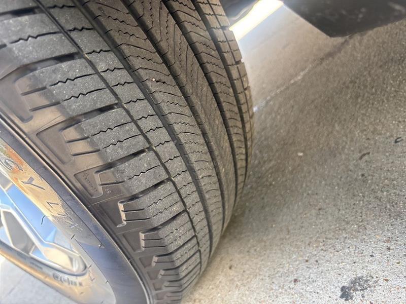 Chevrolet Suburban LT 4WD 2025