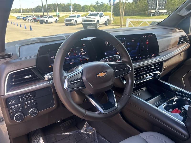 Chevrolet Suburban LT 4WD 2025