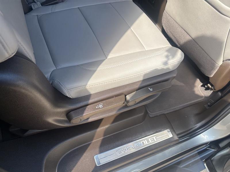 Chevrolet Suburban LT 4WD 2025