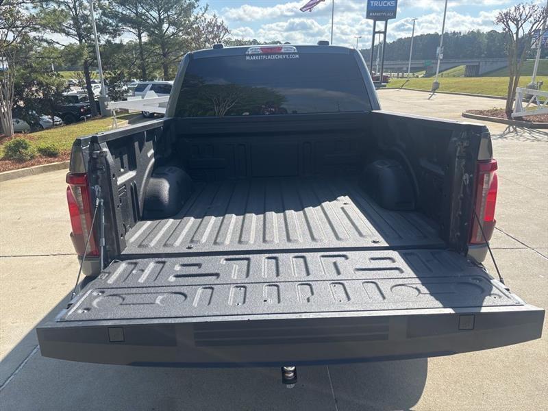 Ford F-150 STX SuperCrew 4WD 2024