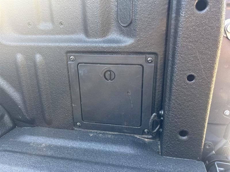 Ford F-150 STX SuperCrew 4WD 2024