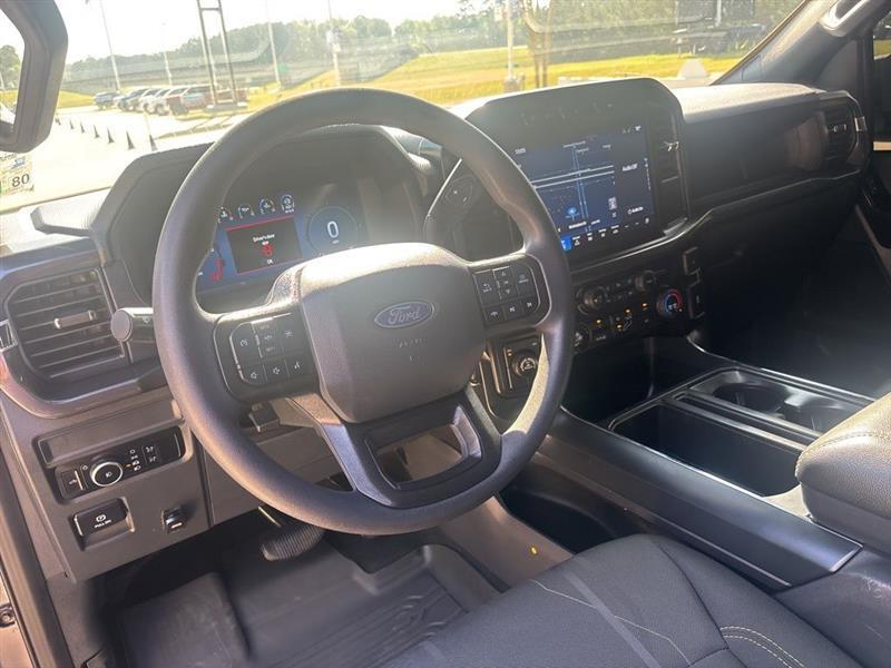 Ford F-150 STX SuperCrew 4WD 2024