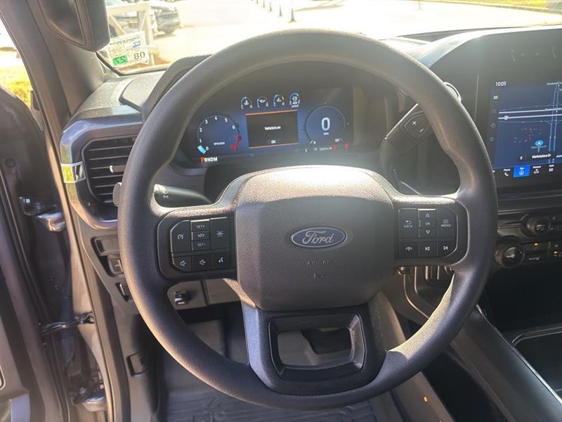 Ford F-150 STX SuperCrew 4WD 2024