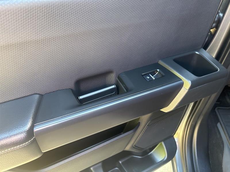 Ford F-150 STX SuperCrew 4WD 2024