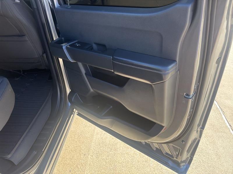 Ford F-150 STX SuperCrew 4WD 2024