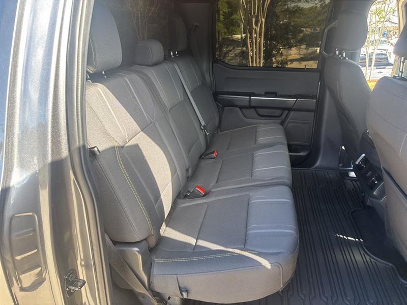 Ford F-150 STX SuperCrew 4WD 2024