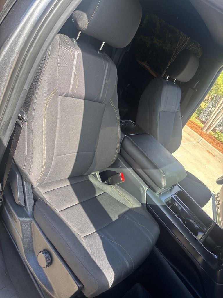 Ford F-150 STX SuperCrew 4WD 2024