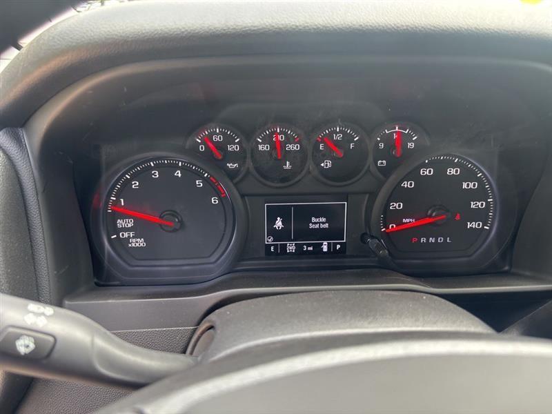 Chevrolet Silverado 1500 Trail Boss Custom Crew Cab 4WD 2026