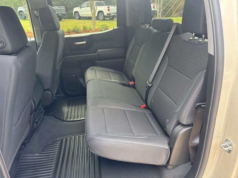 Chevrolet Silverado 1500 Trail Boss Custom Crew Cab 4WD 2026