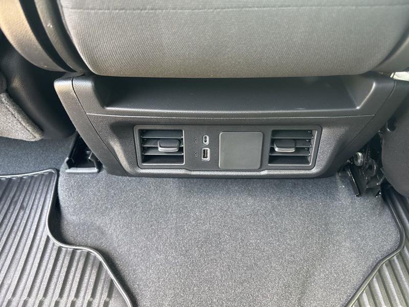 Chevrolet Silverado 1500 Trail Boss Custom Crew Cab 4WD 2026