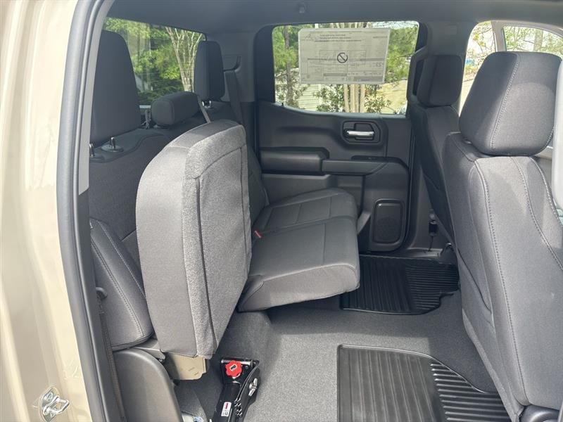 Chevrolet Silverado 1500 Trail Boss Custom Crew Cab 4WD 2026