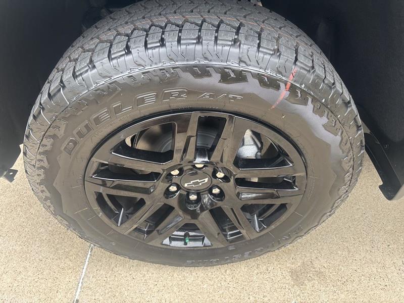 Chevrolet Silverado 1500 Trail Boss LT Crew Cab 4WD 2026