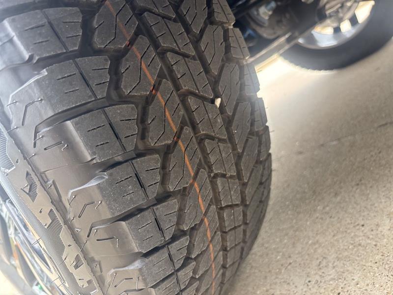 Chevrolet Silverado 1500 Trail Boss LT Crew Cab 4WD 2026