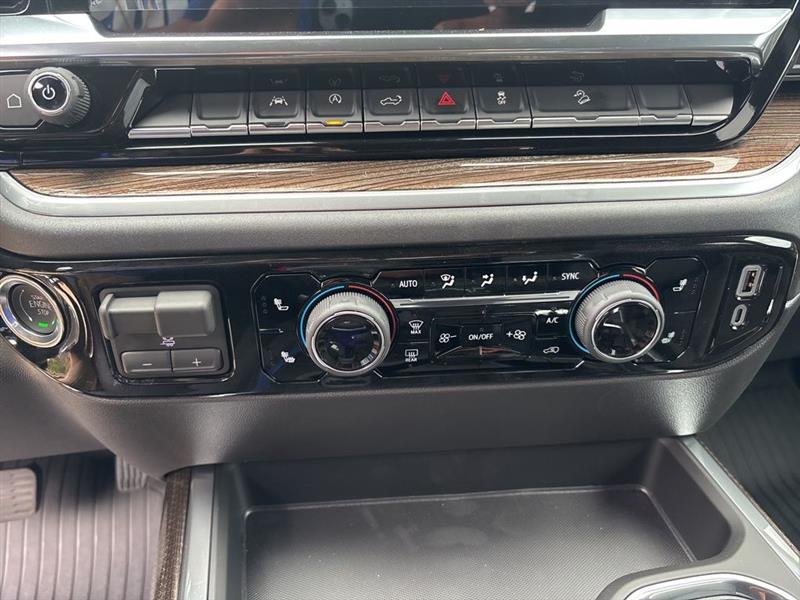 Chevrolet Silverado 1500 Trail Boss LT Crew Cab 4WD 2026