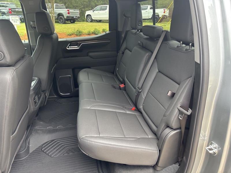 Chevrolet Silverado 1500 Trail Boss LT Crew Cab 4WD 2026