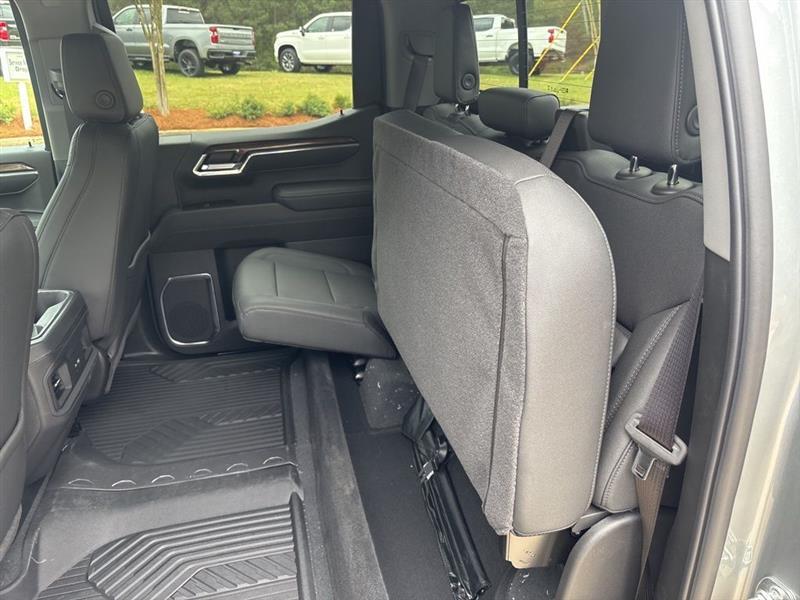 Chevrolet Silverado 1500 Trail Boss LT Crew Cab 4WD 2026